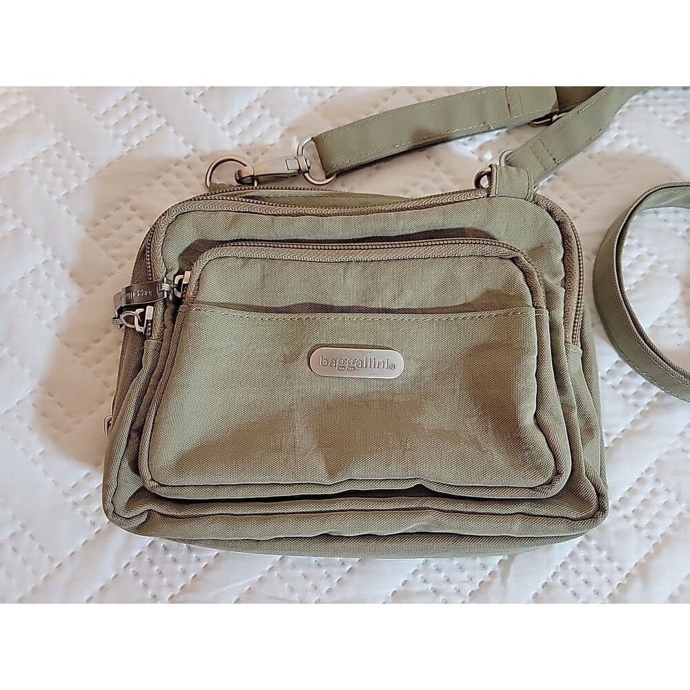 Baggallini Crossbody Or Belt Bag-Adj Strap-Triple Zip Small Travel Sport Trendy
